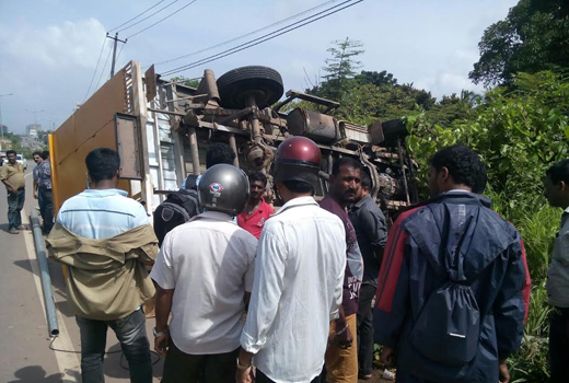 lorry rams